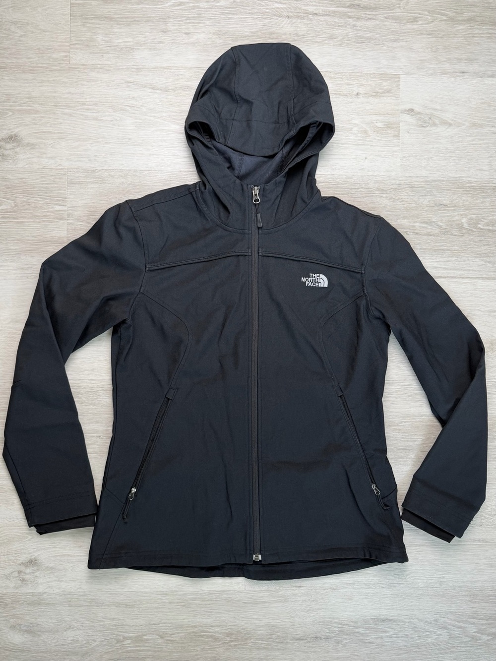 The North Face Black Softshell Hooded Jacket Full Zip Windwall Activewear Sz L